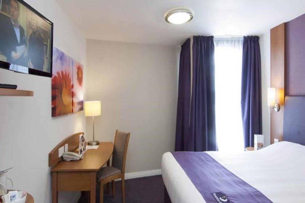 Premier Inn Lichfield North East Esterno foto