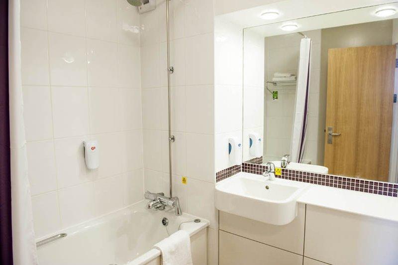 Premier Inn Lichfield North East Esterno foto